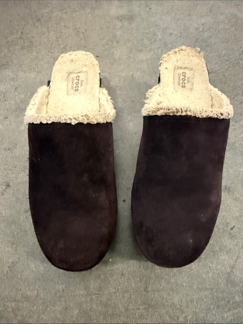 CROCS Women's Dark Brown Suede-Look Shearling-Lined Mules